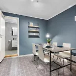 And Historic 2br - 300m To Bryggen Appartement Bergen