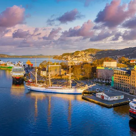 And Historic 2br - 300m To Bryggen Lejlighed Bergen